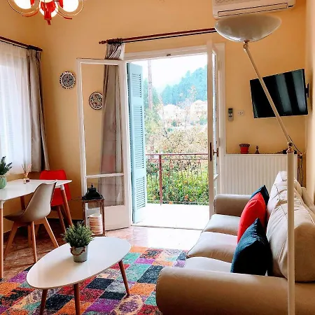 Anna'S Beautiful House Apartment Leonidio Exterior photo
